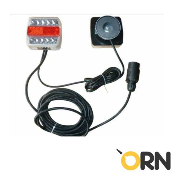 Kit luci con fanali a led di tipo magnetico AMA